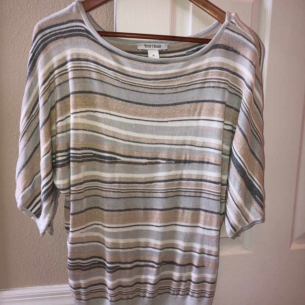 Ladies Top.